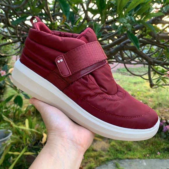 Ryka Shoes - Ryka Womens Ascend Puff Fleece Lined Sneakers Sz 9M Red Velvet